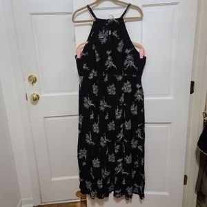 Torrid Dress Embroidered Keyhole **slight damage**